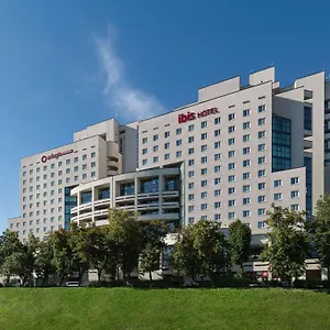 Ibis Beresteiska Hotel