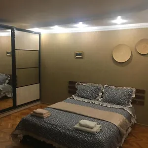 Kvartira Na Krakivskiy 12 , 52 Киев