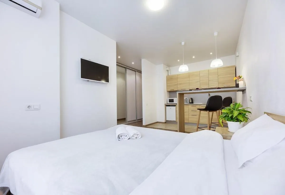Nyvky Residence - 20 Studio Comfort キエフ